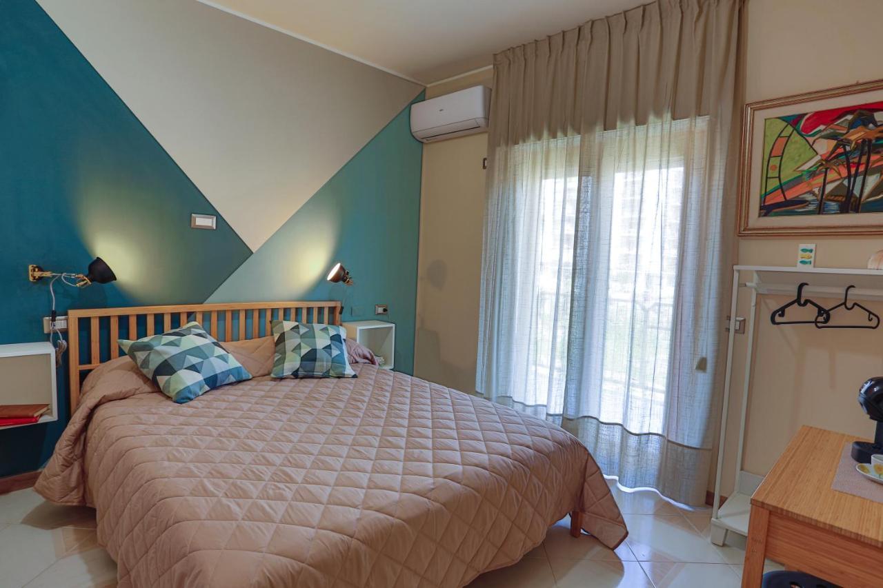 B&B Casabuddace Messina Bagian luar foto