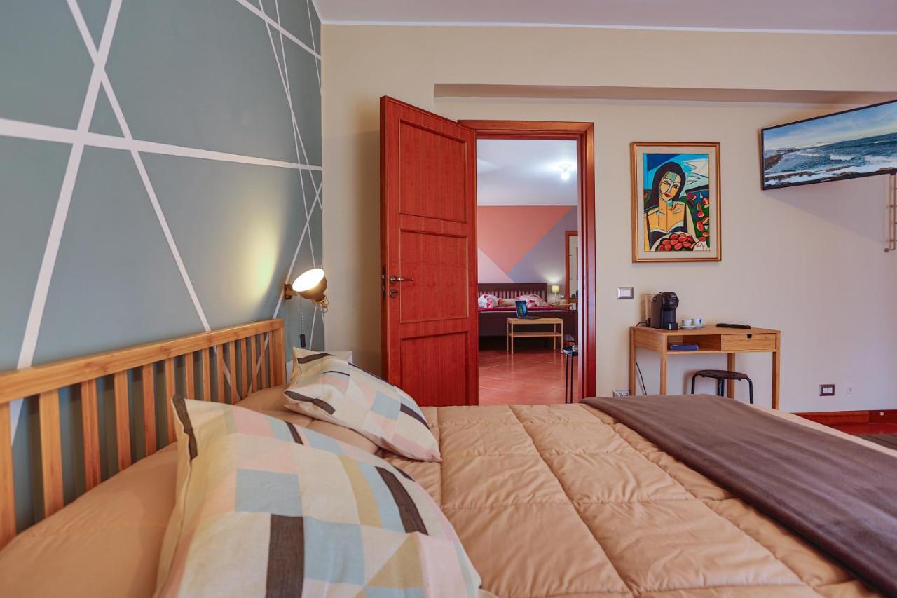 B&B Casabuddace Messina Bagian luar foto