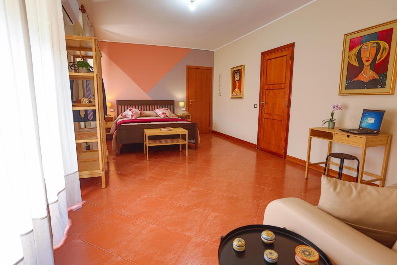 B&B Casabuddace Messina Bagian luar foto