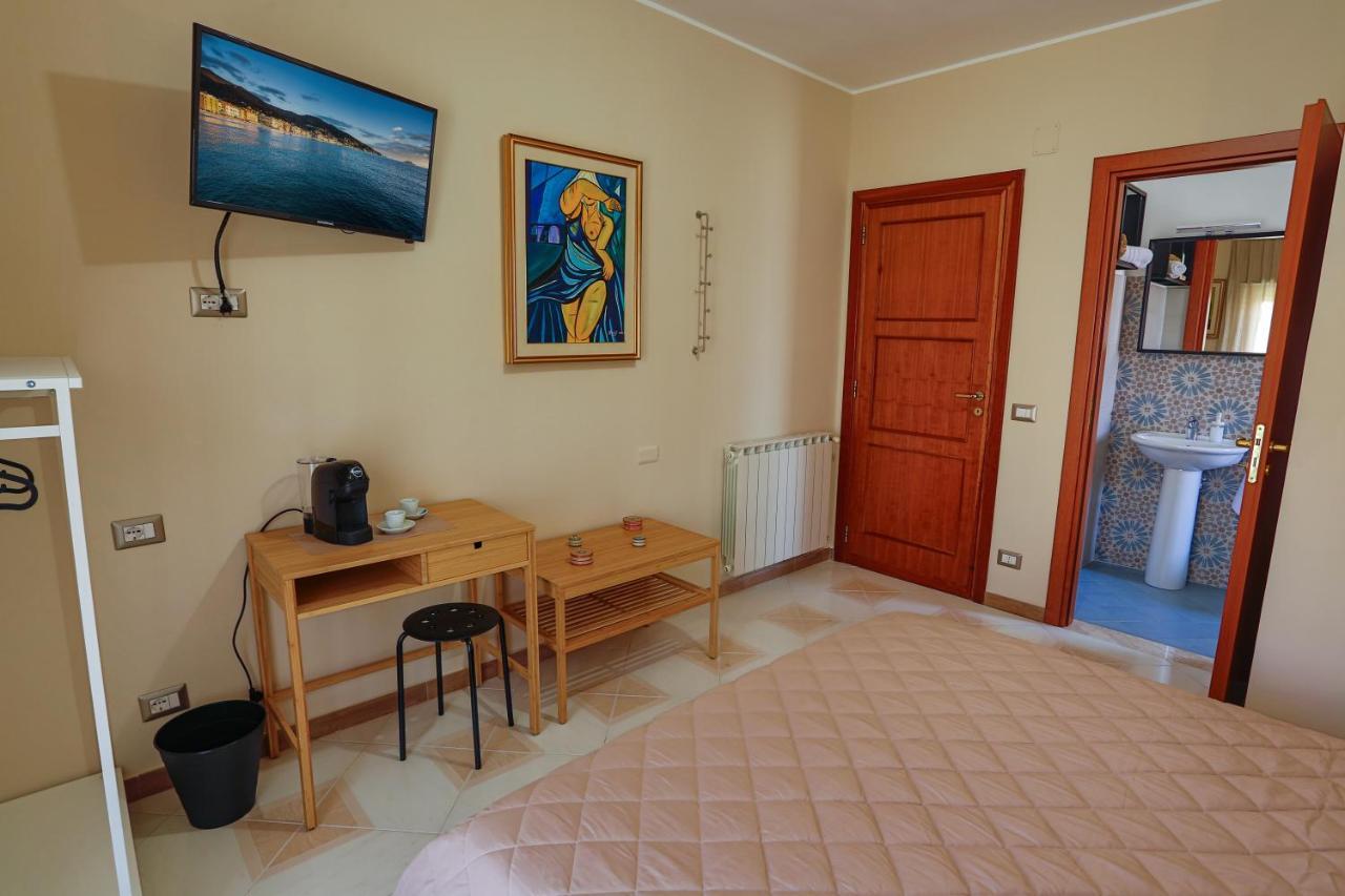 B&B Casabuddace Messina Bagian luar foto
